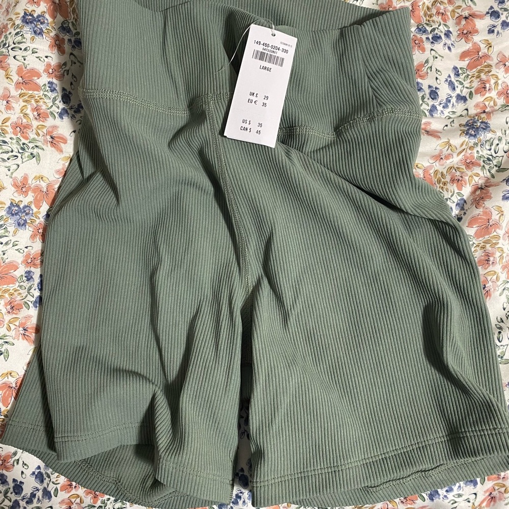 Army green ribbed biker shorts